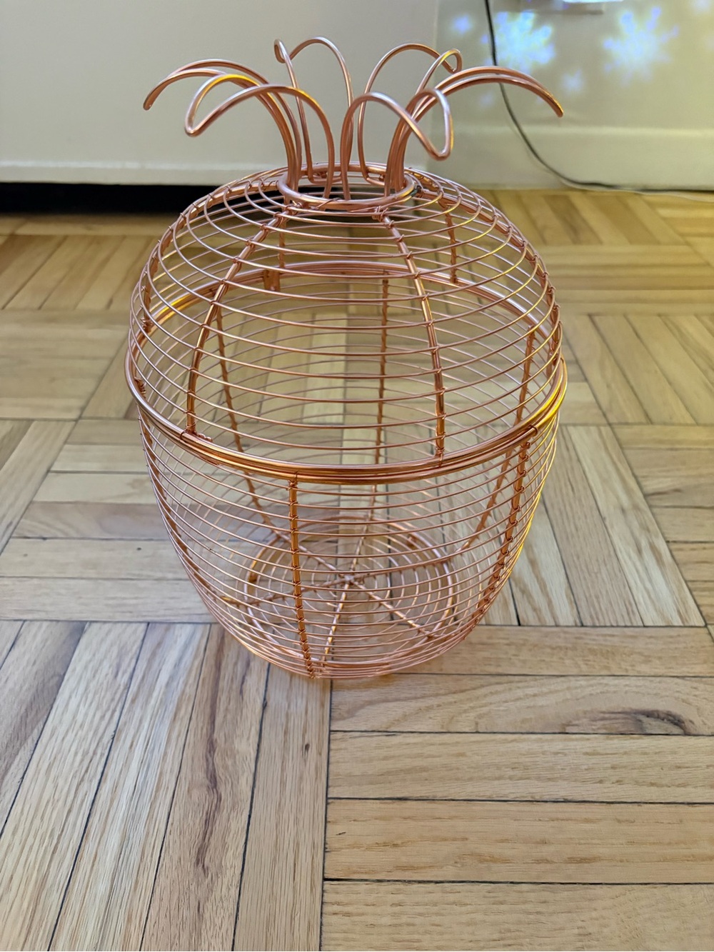 Williams Sonoma Metal Pineapple Fruit Basket Copper